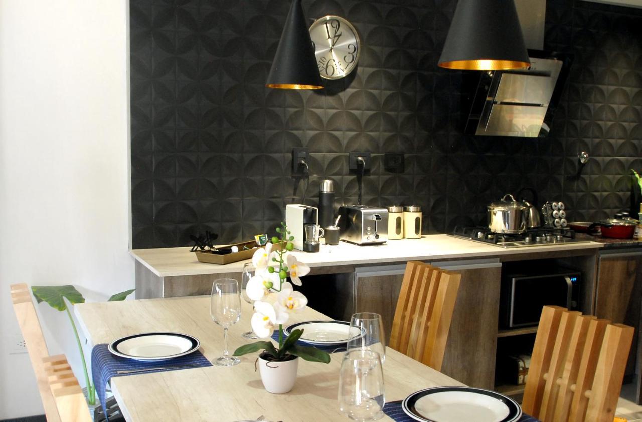 Ayres Home Vip Moderno Solo Adultos Centrico メンドーサ エクステリア 写真